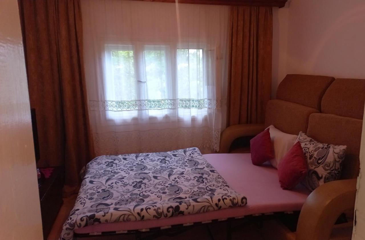 Family House Hébergement de vacances Visoko